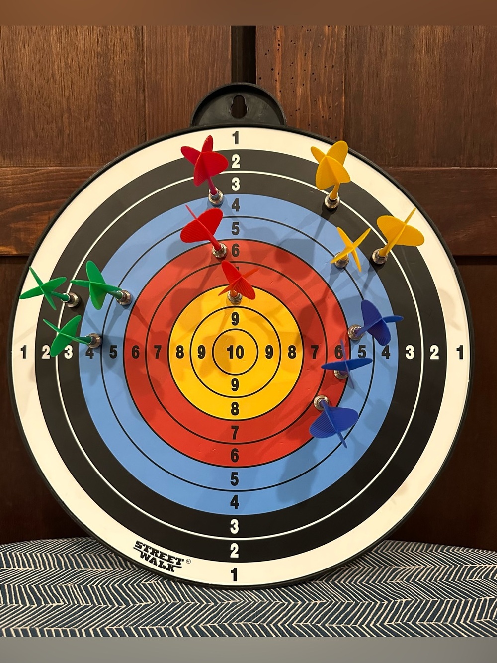 Magnetic Dart Board • Brand New without tags • 2 sides • strong magnet darts